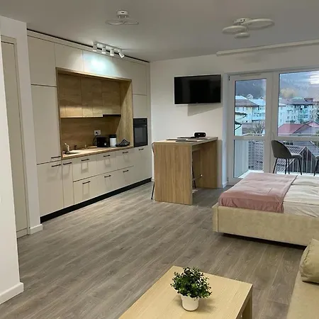 Ava Aparthotel *